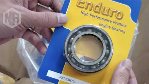 Khui hộp vòng bi bạc đạn xe máy SKF Enduro & Genio